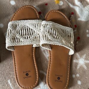 Shade & Shore Women's Cream and Brown Sandals